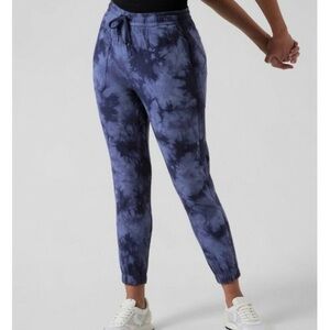 Athleta Women's Farallon Blue Abstract Tie Dye Lightweight Joggers, Size Small